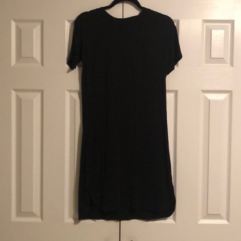 DYI Black Shortsleeved Front Pocket Dress